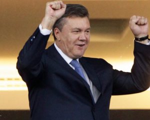 Янукович снова прилетел в Беларусь перед переговорами Украины с россиянами