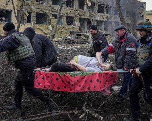 Лавров про бомбардування пологового в Маріуполі: Війська РФ зробили це навмисно