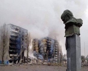 Росія уповільнить наступ на Україну - британська розвідка