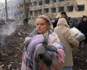 Авіація РФ бомбардує Маріуполь кожні 30 хв - мер міста