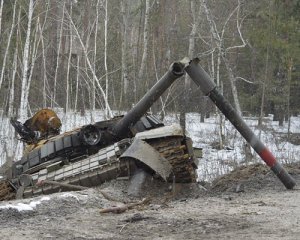 Один постріл – одне попадання. ЗСУ показали, як знищують танки окупантів