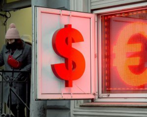 Європейські банки перевіряють транзакції усіх росіян і білорусів, навіть резидентів ЄС – ЗМІ