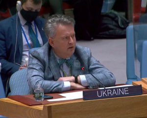 Постпреда РФ в ООН спросили, не видятся ли ему глаза убитых украинцев