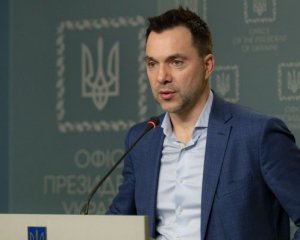 &quot;Ніякого штурму Києва не буде!&quot; - Арестович назвав людей, які його &quot;вибісили&quot;