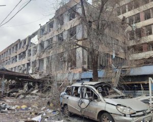 Тікали під обстрілами: з Маріуполя виїхали понад 39 тис. людей