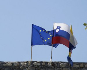 Словенія вирішила повернути своїх дипломатів у Київ