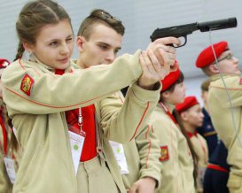 Кримських підлітків планують кинути на війну в Україні - розвідка