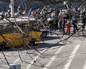 Мітинг у Херсоні: росіяни відкрили вогонь по людях, є поранені