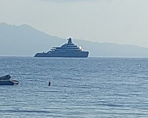 Українські яхтсмени блокували судно Абрамовича у Туреччині