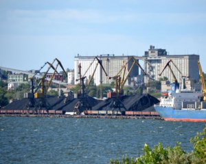 У Миколаєві окупанти обстріляли порт