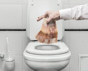 Рашисти хочуть засипати окуповані території своїми "дерев'яними" рублями