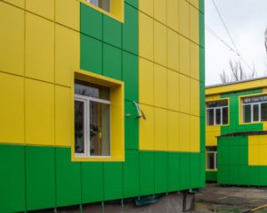 Рашисты разрушили детский реабилитационный центр в Мариуполе