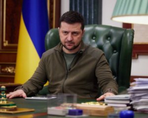 Зеленський пообіцяв побудувати для переселенців тимчасове житло