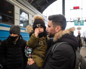 Рашисты вывозят детей из Мариуполя в оккупированный Донецк - СМИ