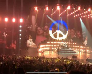 "Моє серце говорить Україна" - гурт Scorpions прибрав з пісні Wind of Change слова про Москву