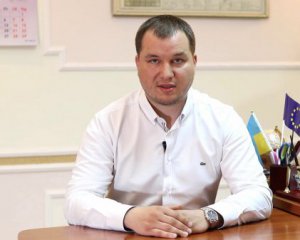 Окупанти здійснили провокацію: підірвали свій БТР і спалили український пункт пропуску