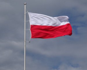 Польша просит ЕС наложить дополнительные пошлины на газ и нефть из РФ