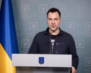 Чорнобаївка продовжує серію перемог - Арестович