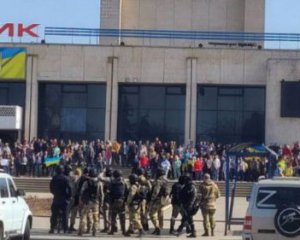 В Енергодарі окупанти розстрілюють мирний мітинг (оновлено)