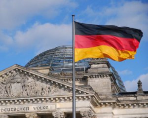 Германия введет более жесткие санкции против РФ и усилит военную поддержку Украины