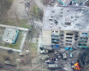 Враг нанес восемь авиаударов по Мариуполю - продолжаются уличные бои