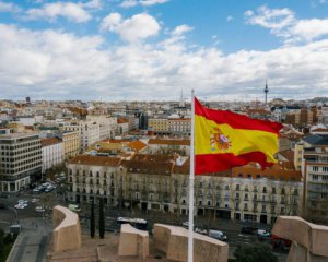 Іспанія висилає російських дипломатів
