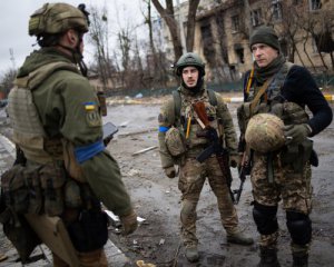 Загарбники перегруповують війська, переводять їх на Донбас - Генштаб