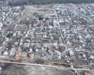 "Тут була одна з переломних битв за Київ" - показали як виглядає село Мощун після "русского мира"
