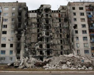 Окупанти обстрілюють Лисичанськ на Луганщині