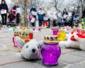 Путінські терористи вбивають українських дітей: оновили втрати