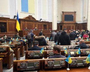 За співпрацю з Росією - 12 років в&#039;язниці: ВР ухвалила закон про колабораціонізм