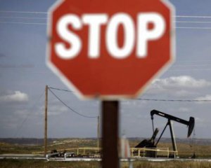 Франция поддержала нефтяное эмбарго против России