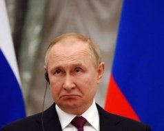 Путін віддав наказ знищити супутники Starlink - Медведєв