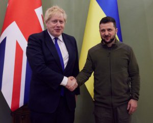 Борис Джонсон заговорил по-украински в поздравлении с Пасхой