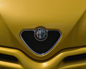 Alfa Romeo, Opel, Peugeot: автоконцерн Stellantis зупинив завод у РФ
