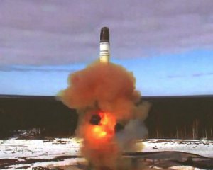 Путин провел испытание новой межконтинентальной баллистической ракеты