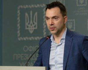 Арестович объяснил, почему Россия сменила командующего войной против Украины