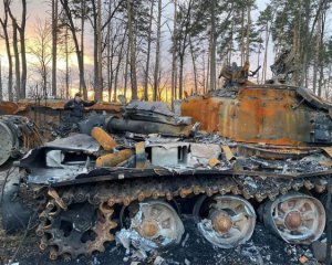 Над Ізюмом окупанти проводять повітряну розвідку позицій ЗСУ - Генштаб