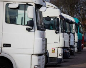 В Запорожье потеряли связь с гуманитарной колонной, направлявшейся в Мариуполь