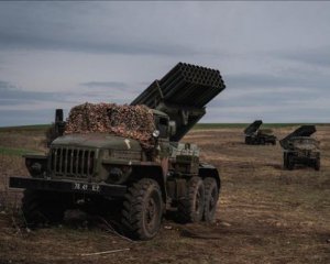 На Донбассе военные ООС уничтожили два самолета и четыре танка