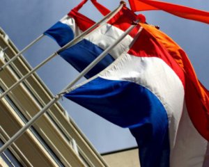 Нідерланди не видаватимуть віз росіянам після випровадження своїх дипломатів з РФ