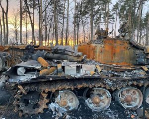 Враг продолжает наступление на востоке и пытается прорвать оборону - Генштаб