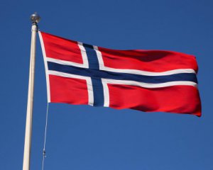 Норвегія закриває кордони для російських машин і порти для кораблів