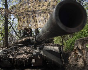 Болгария будет ремонтировать украинскую военную технику