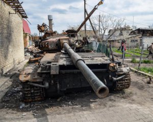 Росіяни самі зламали танк, щоб не йти в атаку