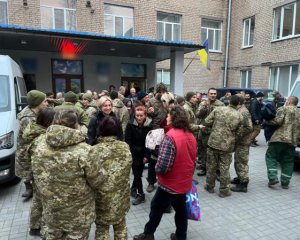 З Азовсталі евакуювали 50 людей - Верещук