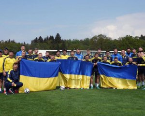 Збірна України прибула в Німеччину: завтра команда зіграє з &quot;Боруссією&quot;