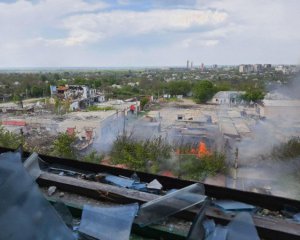 Траса Лисичанськ-Бахмут під вогнем: росіяни обстріляли гумтранспорт