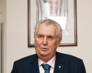 Президент Чехії дозволив понад сотні громадян вступити до лав ЗСУ