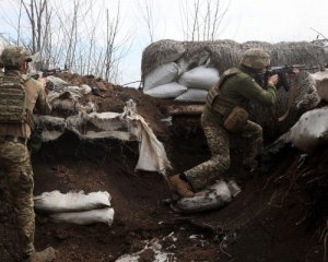 В зоне ООС украинские бойцы отбили девять атак врага
